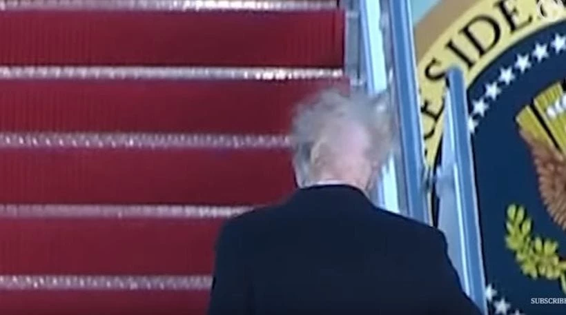 Ο αέρας πήρε και σήκωσε τα μαλλιά του Τράμπ – Τι ανακάλυψαν οι «ειδικοί» (βίντεο)